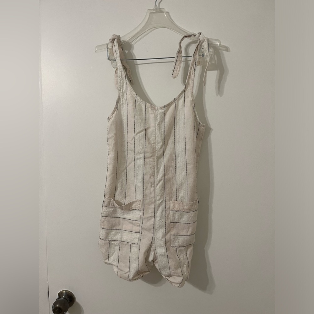 Free w purchase. Billabong Size Small Romper